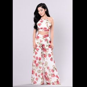 FASHION NOVA🌹FLORAL SET